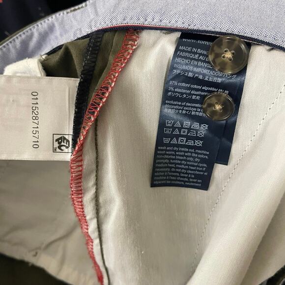 Tommy Hilfiger Men’s THFlex 7” Olive Green Hula Printed Shorts - Size 36 - Picture 6 of 6